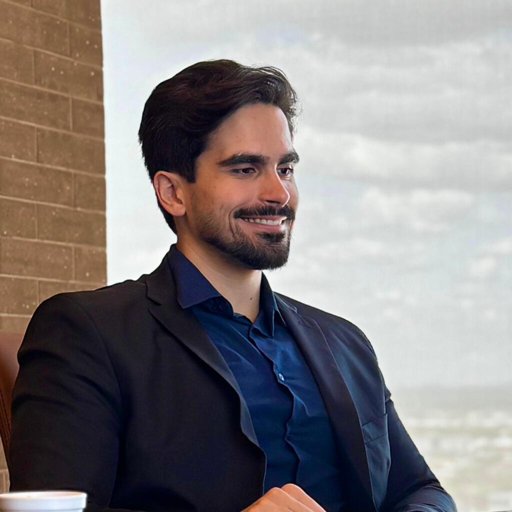 Dr. Vítor Lamas